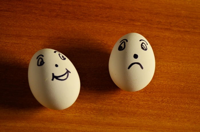 eggs-happy-sad700